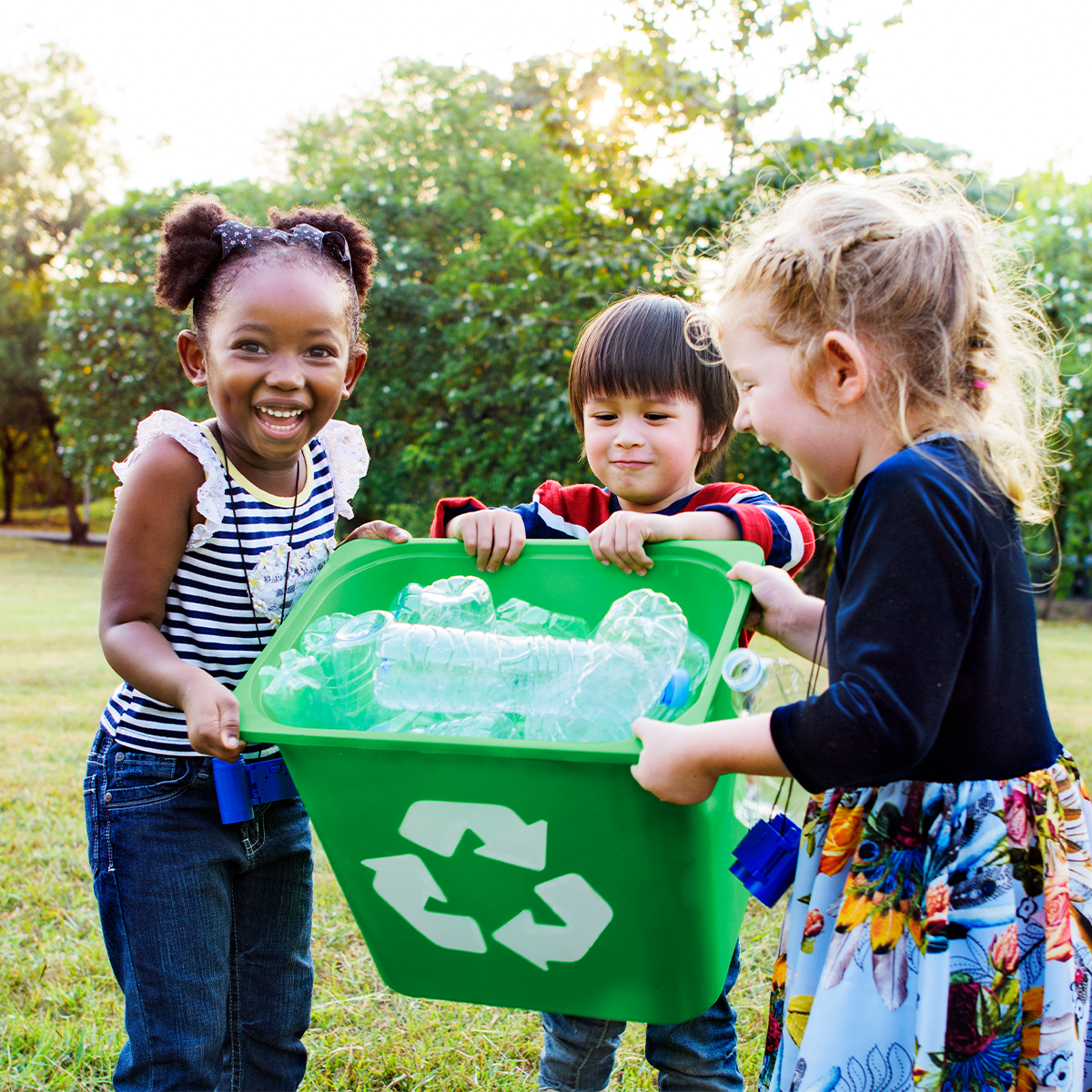 kids with recycle bin