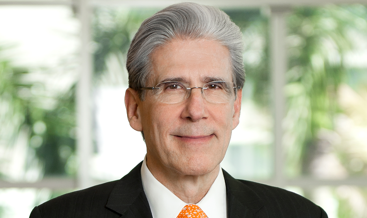 Dr. Julio Frenk